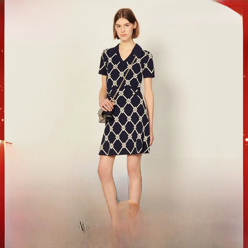 

MaSandeS Commuter Diamond id Waist Cinched Double S Logo Dr Spring A-Line ort Sve Collar irt Dr