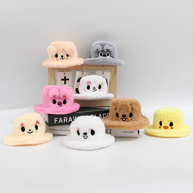 Stray Kidsをイメージした帽子のぬいぐるみ、小銭入れ、イヤホンバッグ、キーホルダー、セレブグッズ、ファン応援ギフト