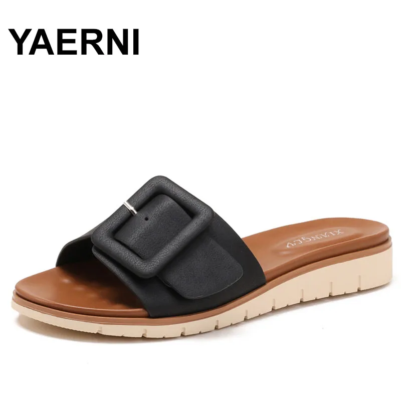 

Модные тапочки на плоской подошве с пряжкой, женская обувь, летняя пляжная дизайнерская обувь из мягкой кожи с открытым носком, повседневная обувь