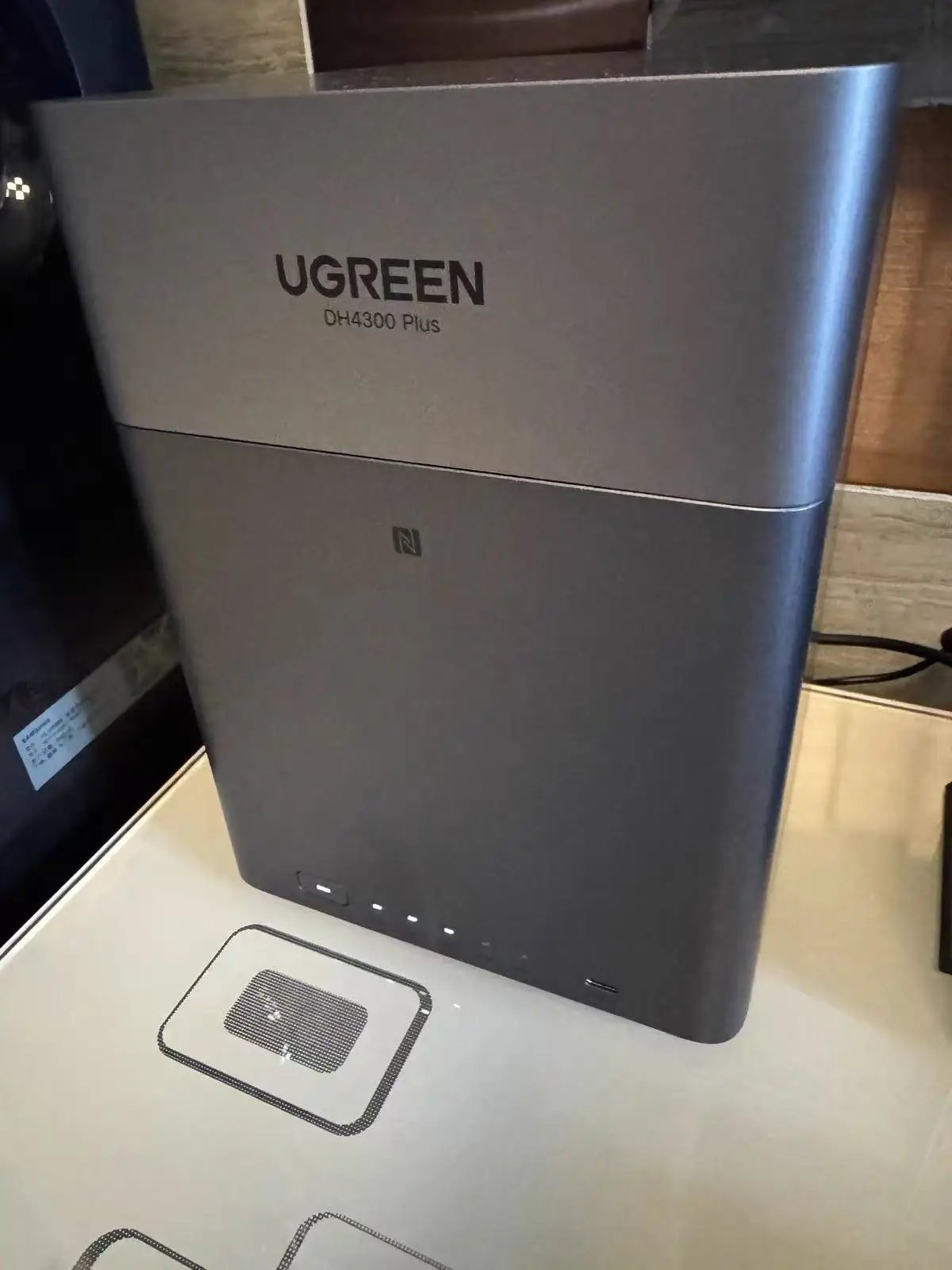 

TLF UGREEN DH4300 Plus мини-хранилище NAS для дома