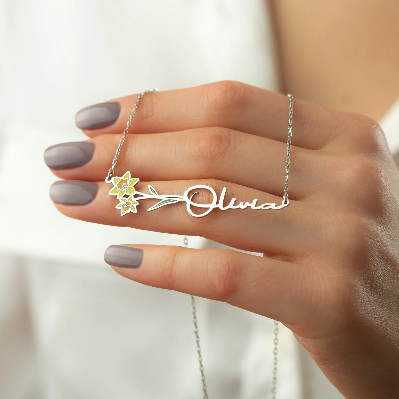 

Personalized Name Birth Flower Necklace Customizable With Exclusive Romantic Symbolism Commemorate Special Occasions Daily Wear