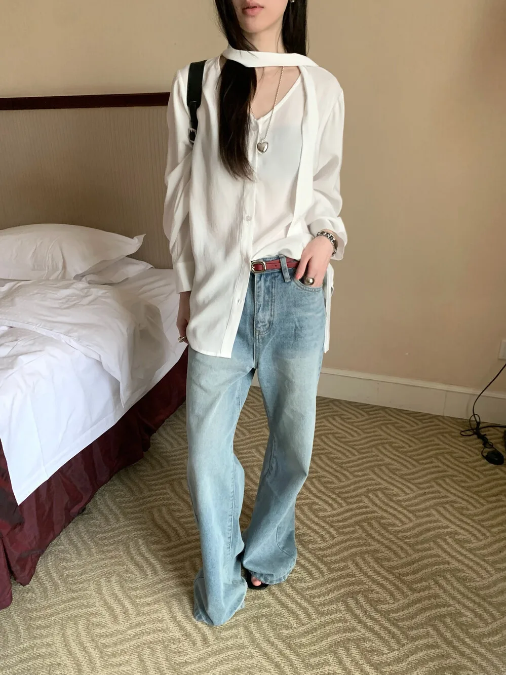 

Женские повседневные брюки Lilian с высокой талией, прямые, в стиле Old Money, с легким клешем, для стройности фигуры