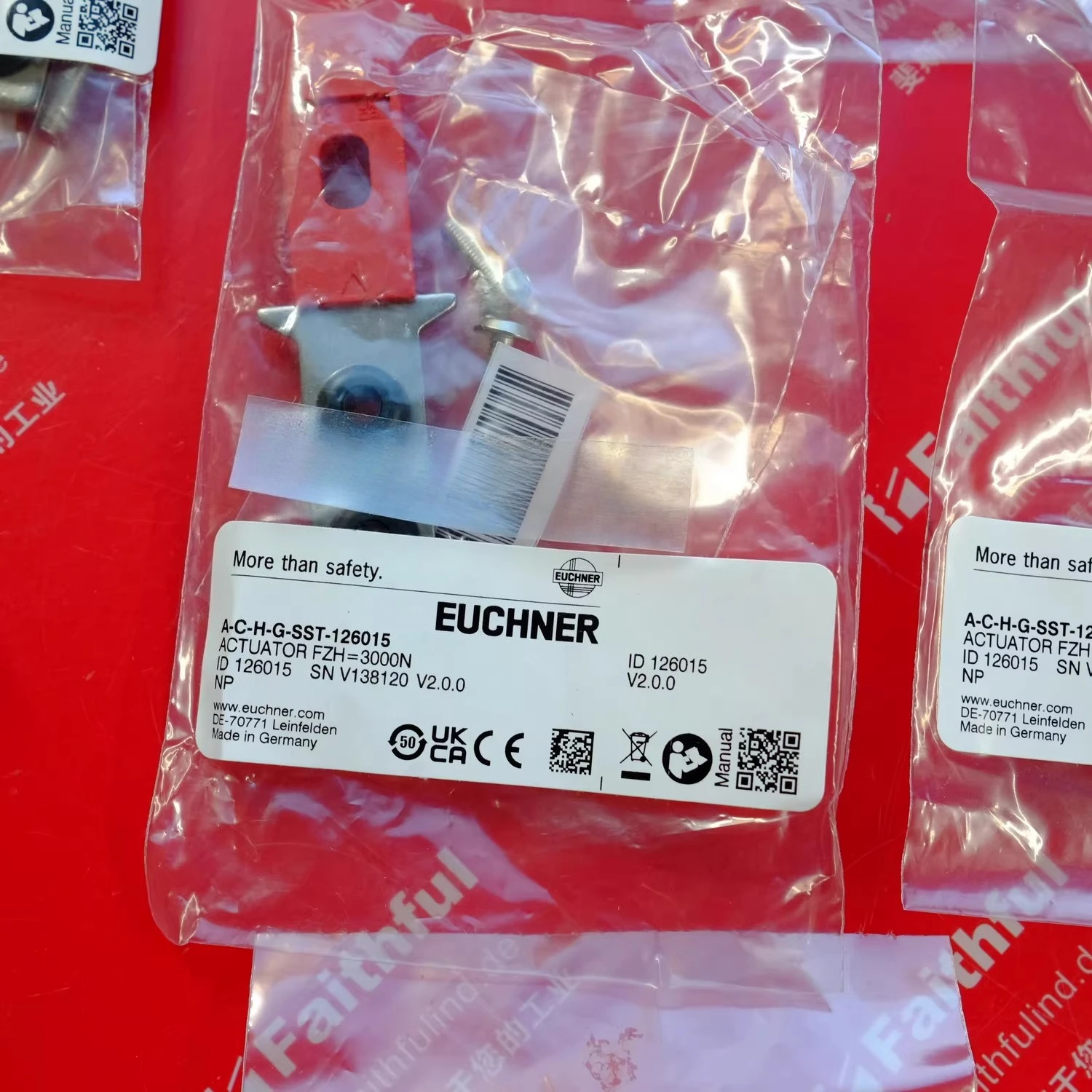 Euchner 126015 Euchner's new safety switch trigger block A-C-H-G-SST-126015