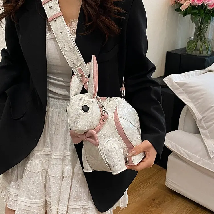 

Minimalist Commute Shoulder Bag, Underarm Silhouette, Convertible Top Handle & Crossbody, Clean Design, New 2026 Look