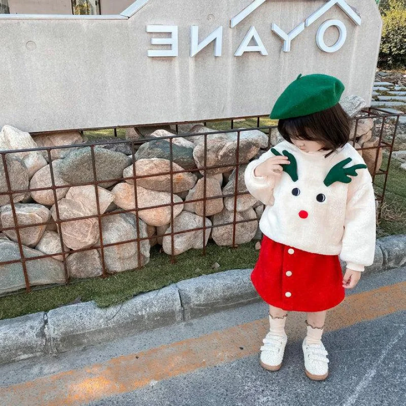 

Girls' Stylish Outfit Skirt Autumn Winter Fleece Thickened Children's Lamb Wool Sweatshirt Baby Two-Piece Set New