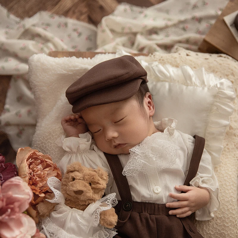 Englund Style Newborn Photography Props Cute Plush Wedding Dress Bear Doll Baby Boys Girls Studio Shooting Accessories