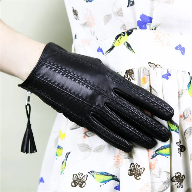 

Real Leather Women Gloves Fashion Tassel Zipper Autumn Winter Thermal Plushed lined Black Sheepskin Driving Gloves Female WF1603