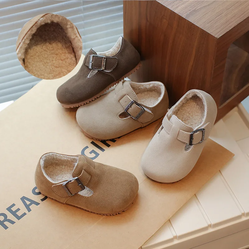 

2024 Winter New Children Plush Leather Shoes for Girls Boys Fashion Korean Style Soft Bottom Keep Warm Anti-slippery Daily Flats