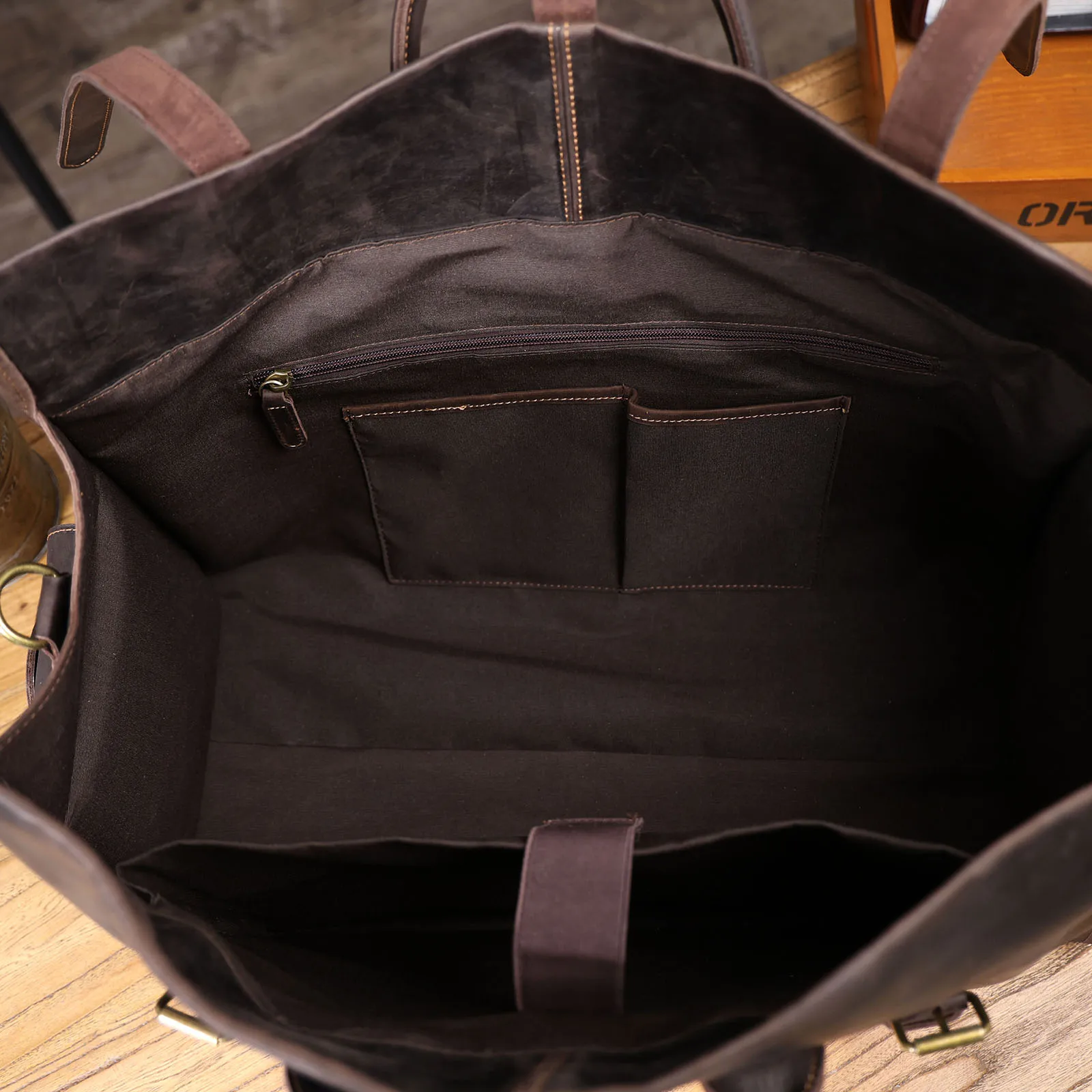 Vintage Echtleder-Reisetasche für Herren, Große Kapazität, Leder-Sporttasche, Klassischer Stil, Wochenendtasche, Übernachtungstasche – Detail 17