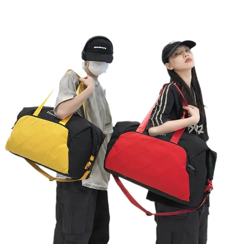 

Вместительный отсек для обуви, сумка для фитнеса, дорожная сумка, подарок на Рождество, вместительный чемодан контрастных цветов.