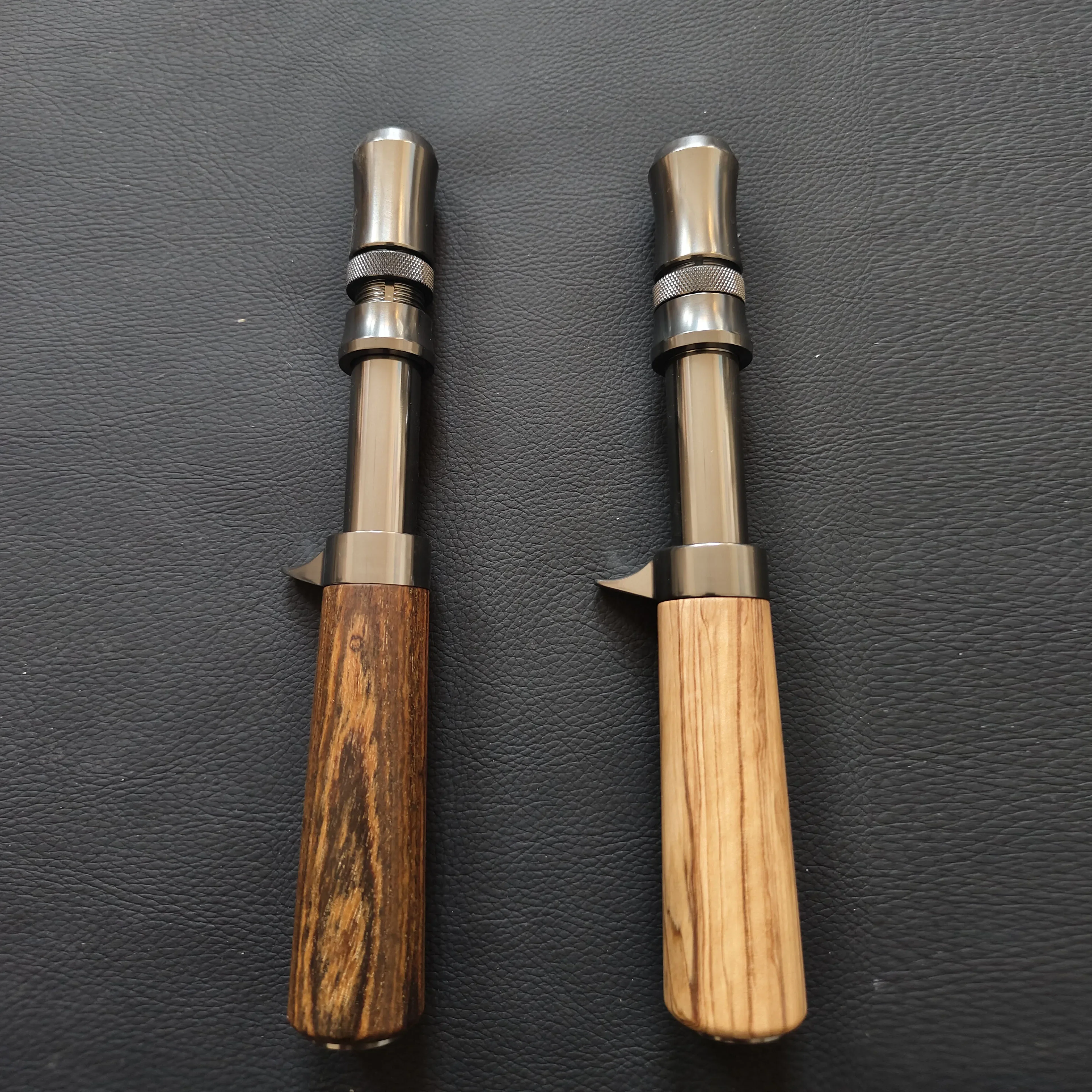 

Solid Wood Handle Kitchen Utensil for Micro-Matter Throwing Drum Wheel Cooking Tool