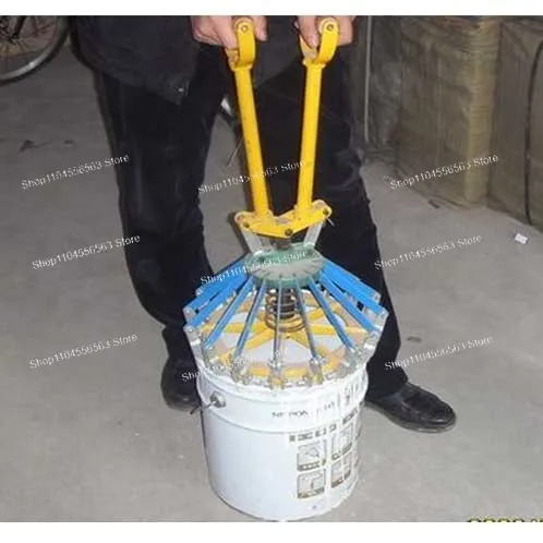 Международные универсальные стандарты упаковочных бочек 18 л/20 л. Укупорочный зажим. Металлические бочки с покрытием из ручной запечатывающей машины.