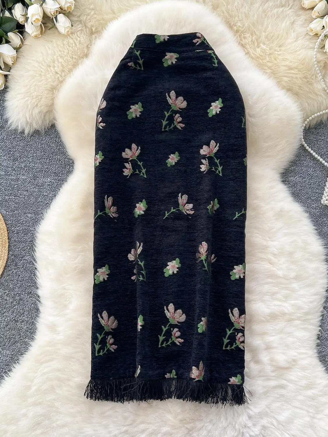 

Women's Tassel Trim High Waist Slim Fit Midi A-Line Skirt Autumn Winter New Sle Floral Embroidery Faionable Lady Skirt