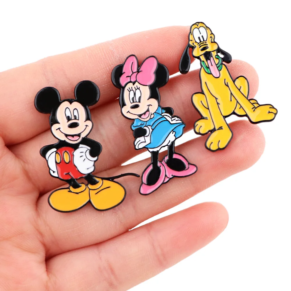 Mickey Mouse and Donald Duck Enamel Pins Disney Cartoon Cute Daisy Minnie Brooch Lapel Badges Accessories Gifts