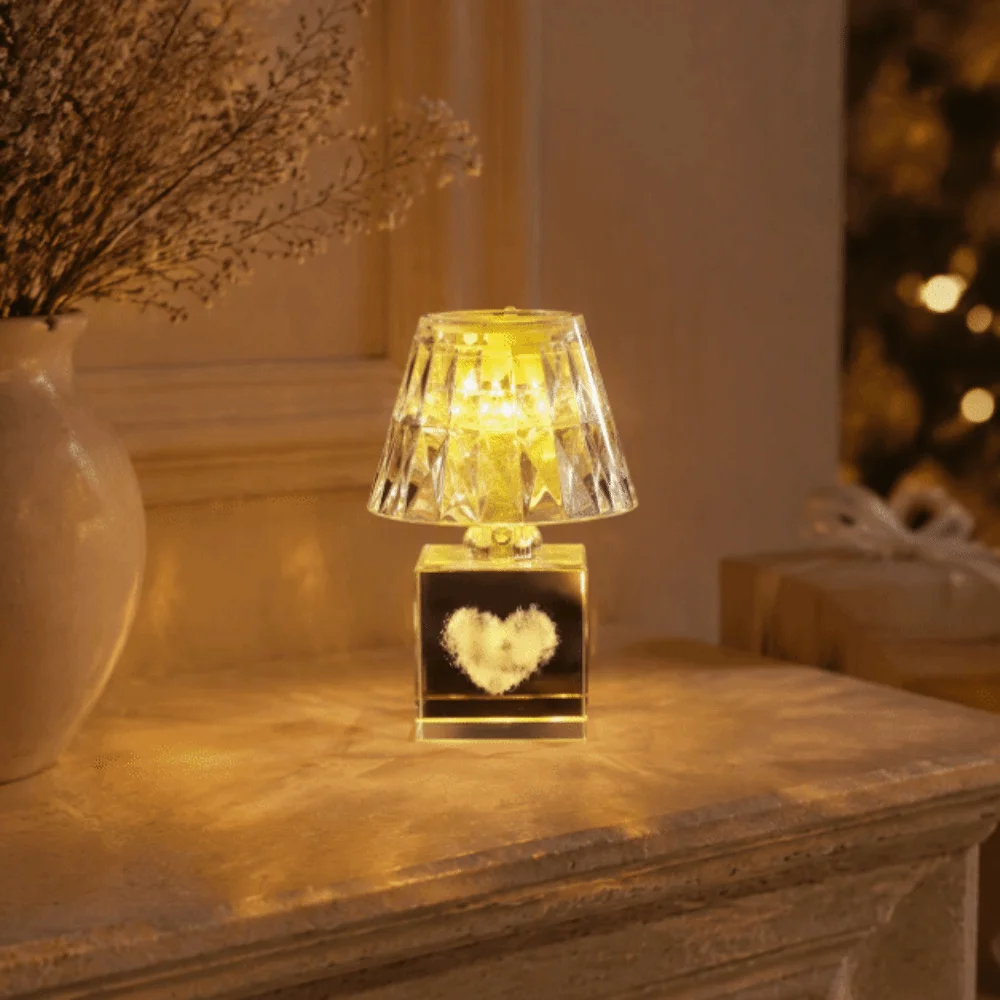 luminaria-de-cabeceira-led-moderna-luminaria-de-mesa-de-cristal-luminaria-de-mesa-romantica-de-acrilico-com-cristais-em-formato-de-diamante-luz-noturna-de-cabeceira-em-formato-de-baleia-quarto