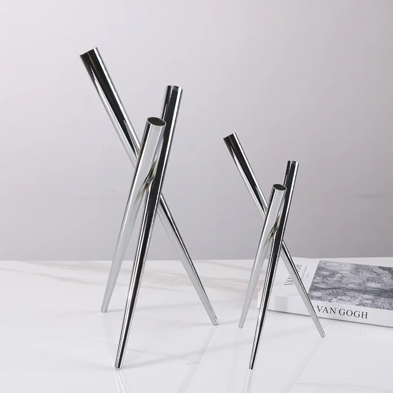 Simple modern light luxury abstract multi-branch art flower arrangement candlestick ornament, model room living room entrance de