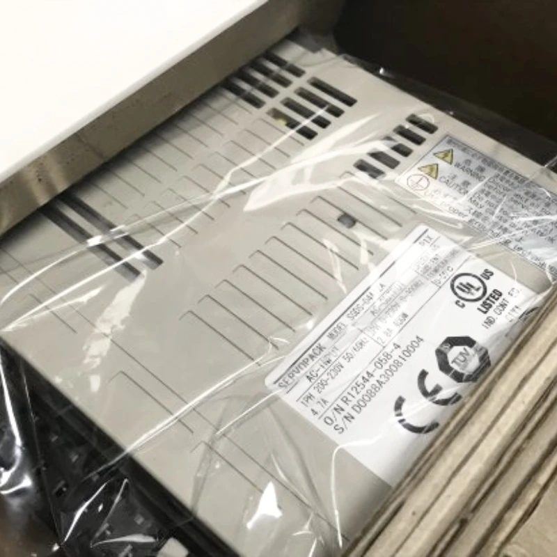 Brand New SGDS-04A12A Yaskawa Servo Drive In Stock Fast Shipping
