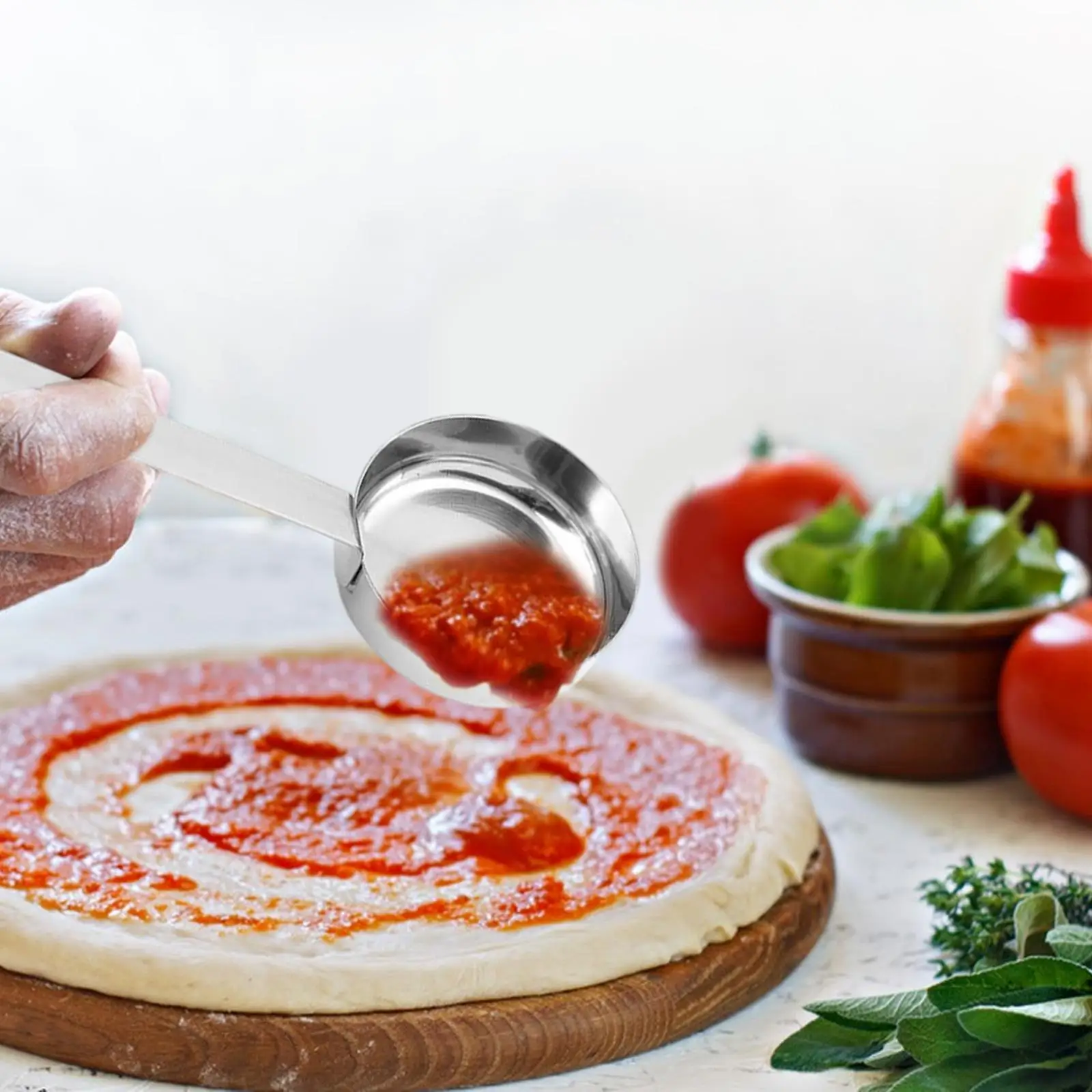 Pizza Sauce Spoon Soup Spoon Kitchen Gadget Saucier Spoon Chocolate Spoon for Buffet Decorating Plates Cake Coffee Dessert