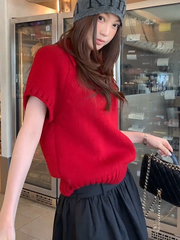 

Красный вязаный свободный свитер с коротким рукавом для женщин: модный, новый, уникальный, красивый, стройнящий топ для празднования Нового года