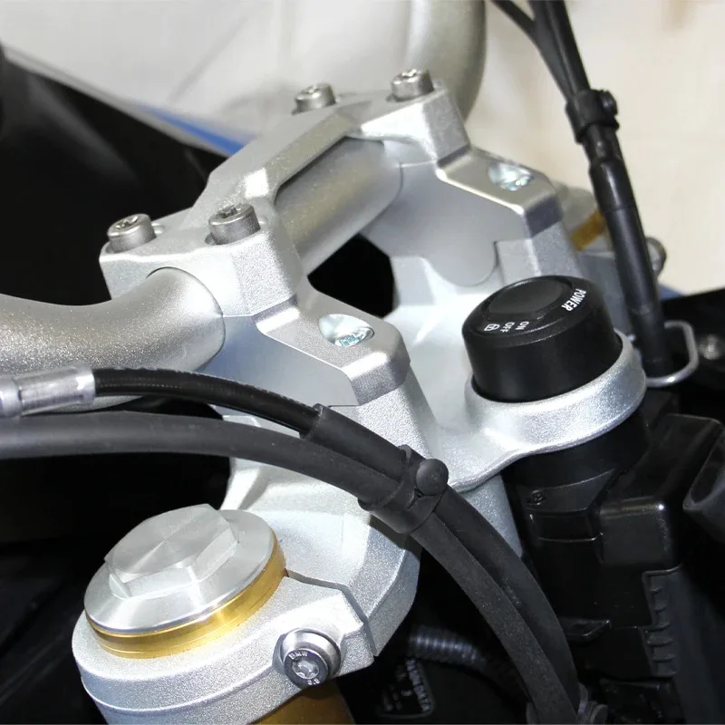 New For Voge DS900X Motorcycle Accessories Silver Handlebar Riser Bar Mount Handle Clamp For Voge 900 DSX DSX900 DS 900 X