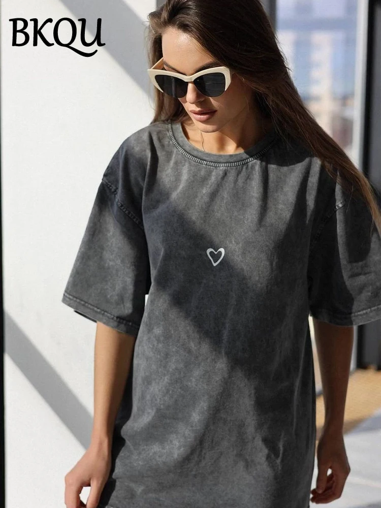 BKQU Love Embroidery T-shirt Women Casual Loose Short Sleeve Heart Graphic Couples Tees Shirt Oversized Summer Retro Streetwear