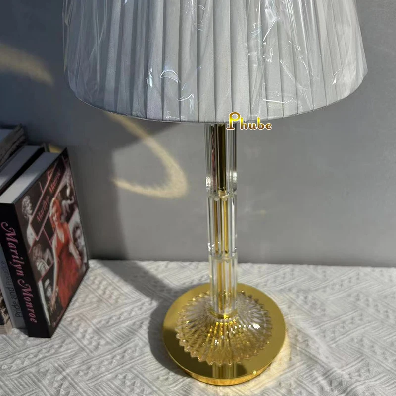 Modern Gold table lamp for bedroom living room Crystal Desk lamp study art deco Beside luxury Standing Lamp indoor lighting