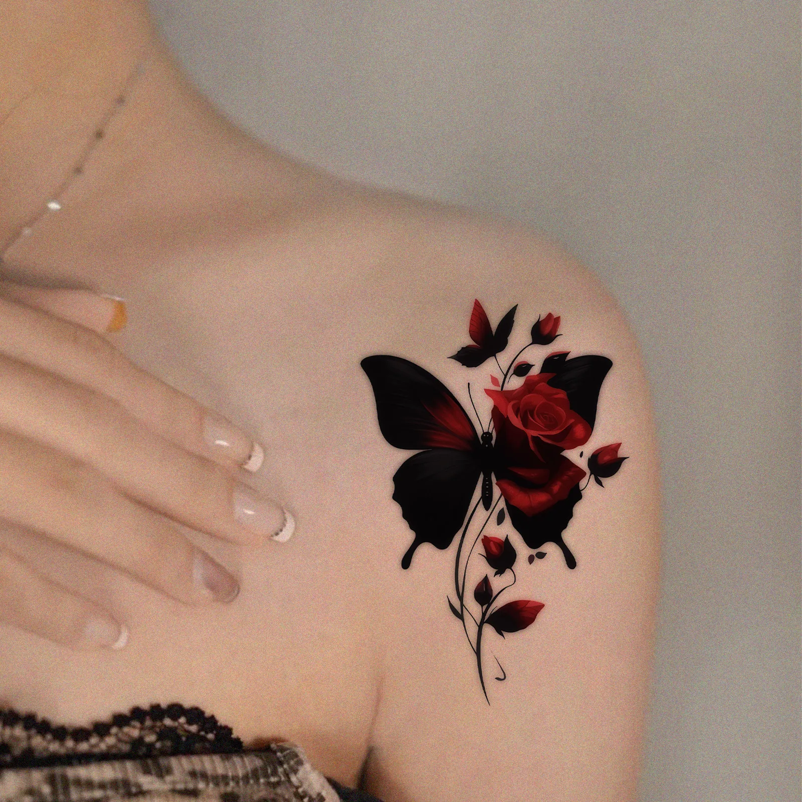 

Временная татуировка-наклейка, изысканный дизайн с бабочками и розами, реалистичная временная татуировка, водонепроницаемая наклейка для тела для женщин