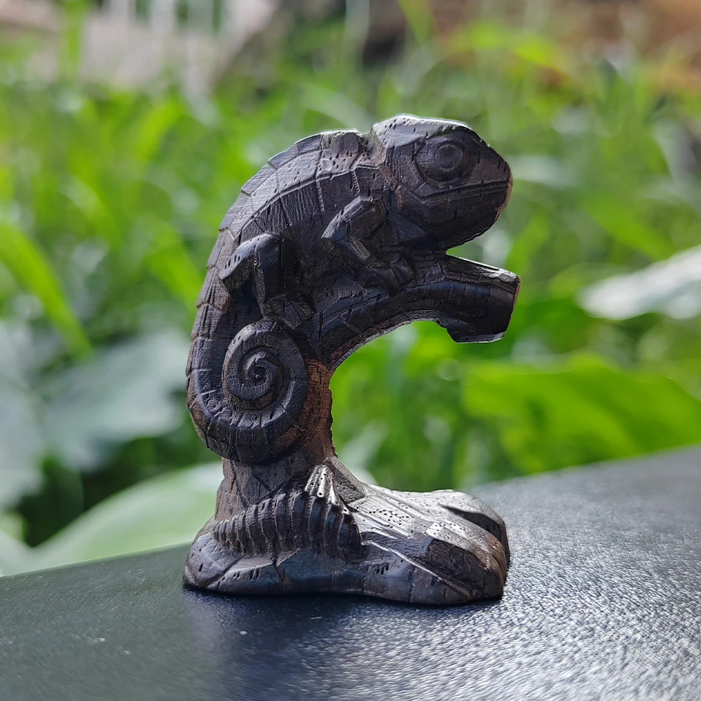 1.8 Inch Hand-Carved Wooden Chameleon Figurine Ornament, Ethnic Style, Suitable for Centerpiece Decoration, Men's Gift, Christmas Decoration, Party Decoration, Fireplace, Living Room, Holiday Decoration