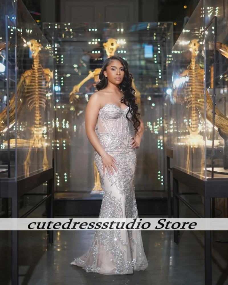 فساتين سهرة ساحرة مزينة بالخرز فساتين حفلات للنساء طويلة على شكل قلب حورية البحر فستان حفلات الزفاف فاخر حسب الطلب