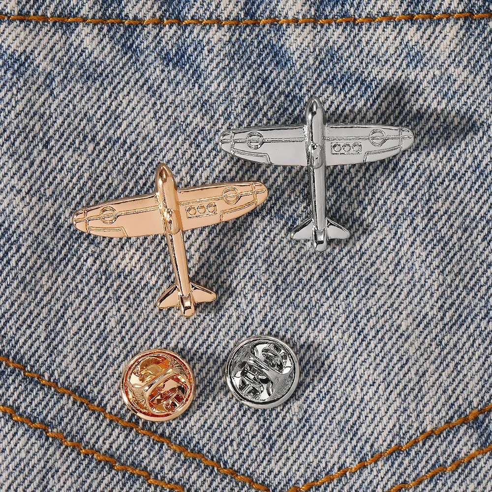 Vintage Golden And Silvery Old Style Fighter Jet Metal Brooches Bomber Shaped Lapel Pins For Sky Dream