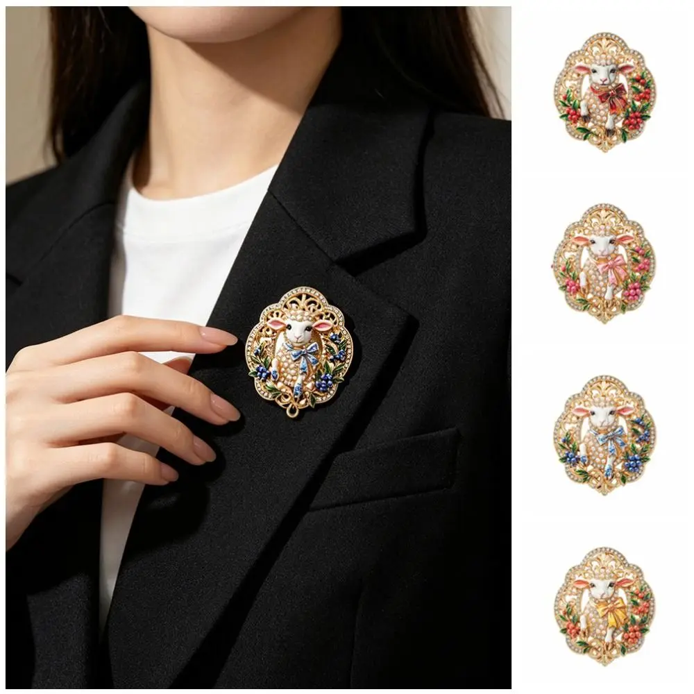 Fashion Metal Lapel Pin Vintage Style Sheep Shape Decor Pin Christmas Theme Metal Brooch Women