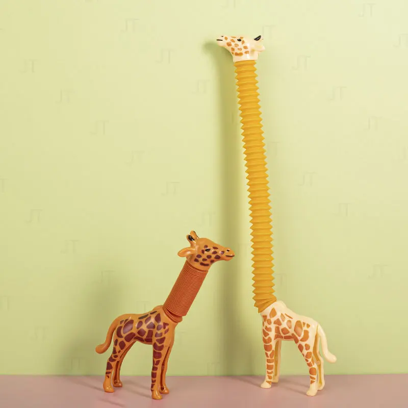 2PCS Glowing Giraffe Kids Toys Telescopic Tube Shocking Funny Comedy Children's Toys Creative Antistress Office Adult Toys