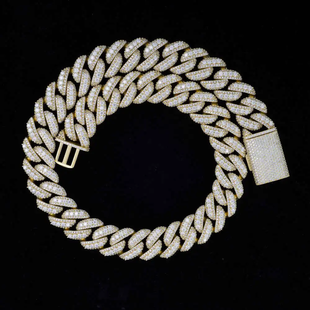 Selling 925 Sterling Silver Hip Hop 18mm Iced Out Moissanite Diamond Cuban Link Chain