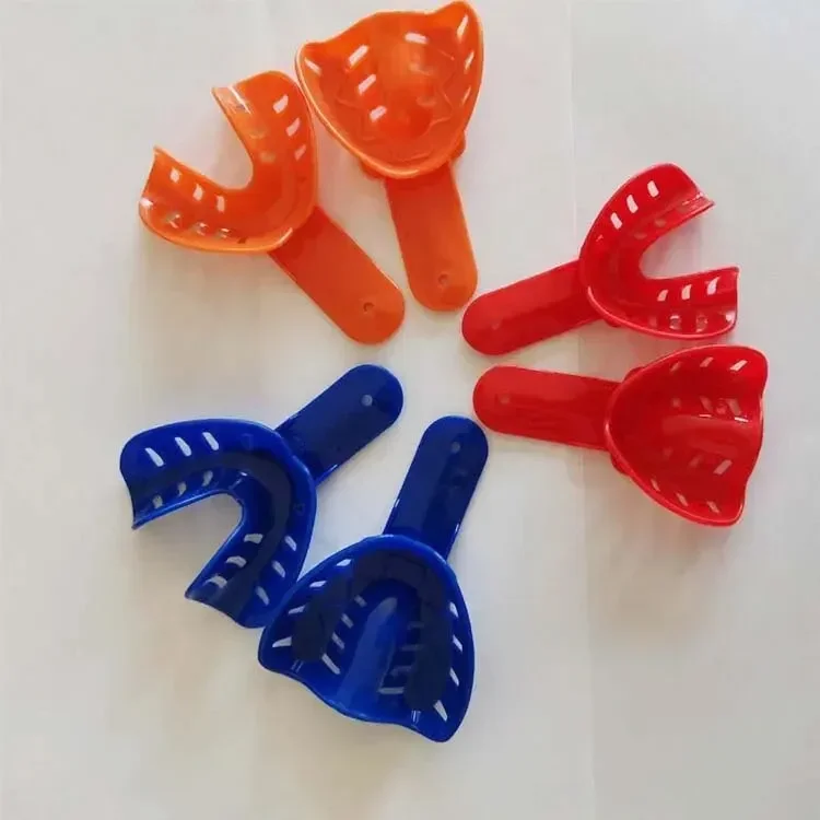 Einweg-Dentalabdrucklöffel aus Kunststoff, glatte, abgerundete Kanten, Dentalwerkzeuge für die Mundpflege, Zubehör für den täglichen Gebrauch in der Klinik – Detail 3