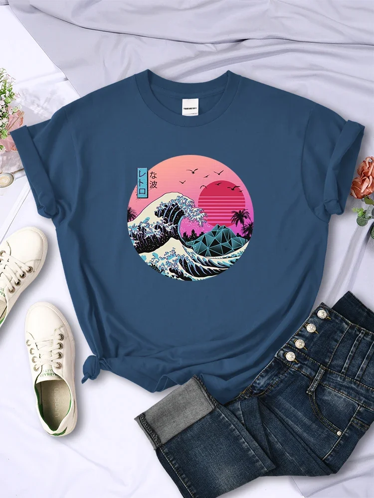 T-Shirt Women Short Sleeve Breathable Casual Ukiyo E Style Big Wave Fashion Summer Trend Top Soft All-math Womens Tee Clothing