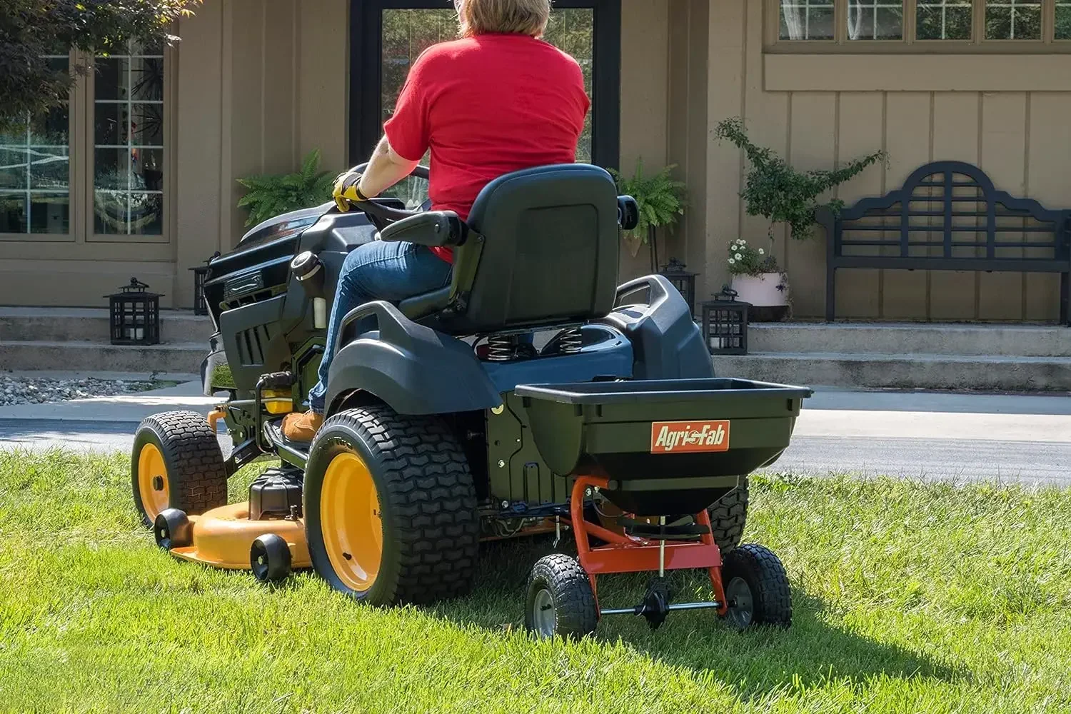 45-0530-131, 85 lb. Tow Broadcast Spreader,Black/Orange