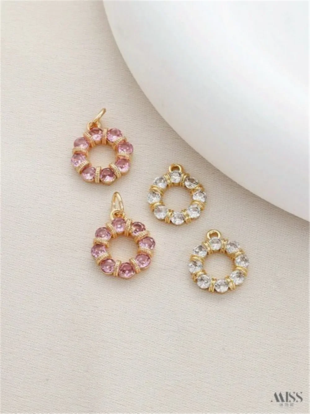 14K حقيبة الذهب مطعمة الزركون حلقة مغلقة إكليل حلقة سوار ذاتي الصنع قلادة أقراط الأذن شنقا مجوهرات اكسسوارات