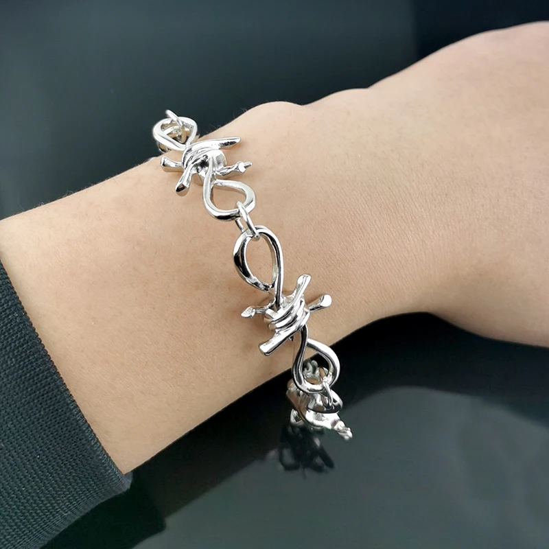 Wire Thorns Iron Unisex Bracelets Women Hip-hop Gothic Punk Style Barbed Wire Small Thorn Chain Collar Choker Jewelry Gift