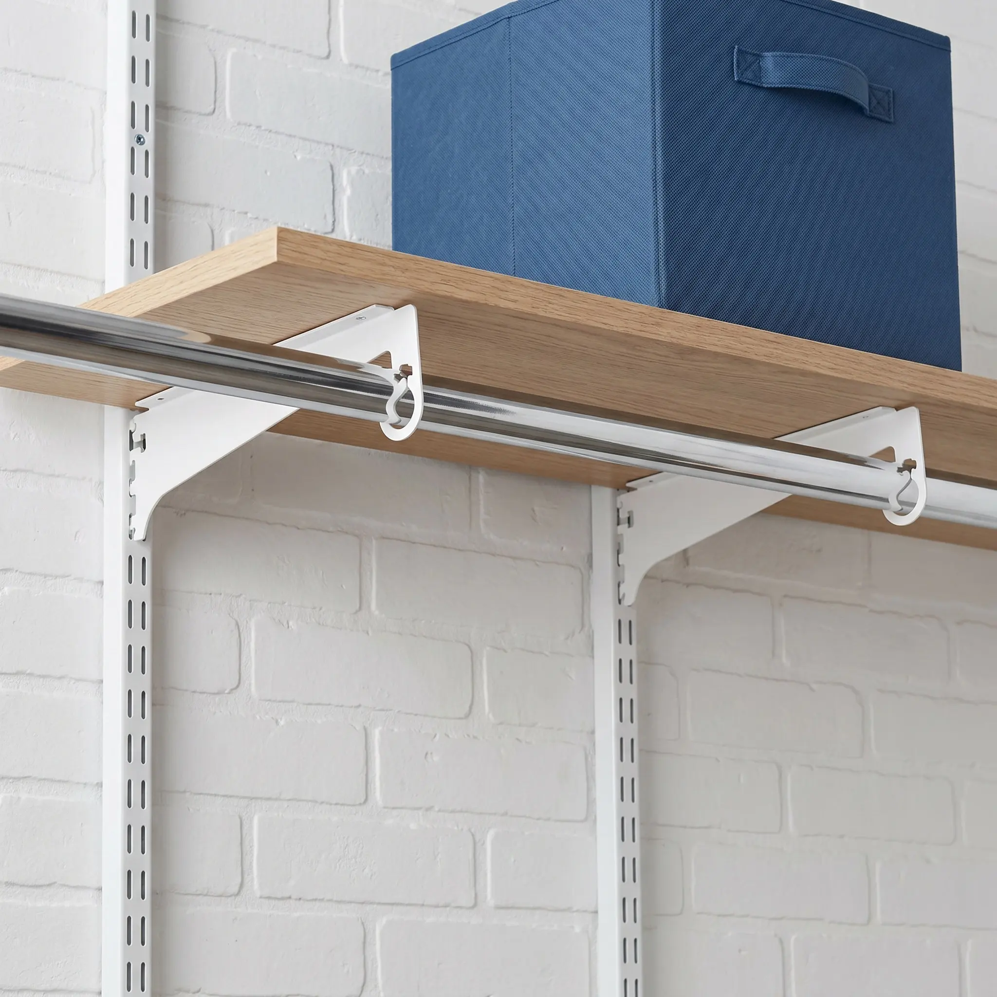 2Pcs Metal Closet Rod Support Brackets Heavy Duty White Adjustable Shelf and Rod Brackets for Wall Mounted Closet Organizer