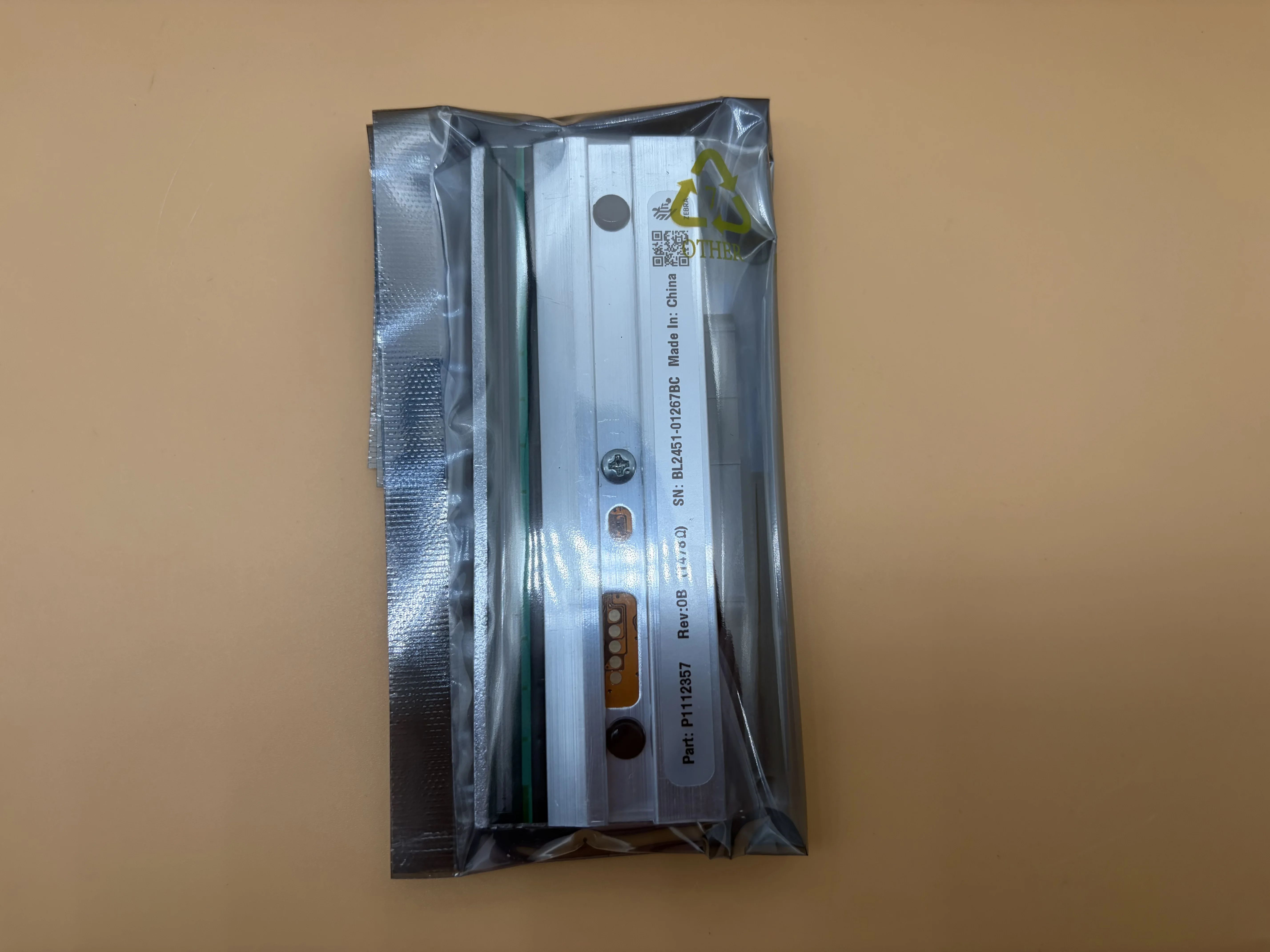 printhead for  ZE500-4 203 dpi thermal print head P / N: P1046696-099 ZE500 Free shipping original