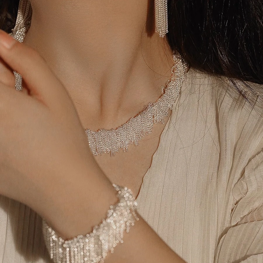 Vintage Paris Design Chain Tassel Elegant Waterfall Shaped Necklaces for Women Girls Party Wedding Charm Jewelry Gift