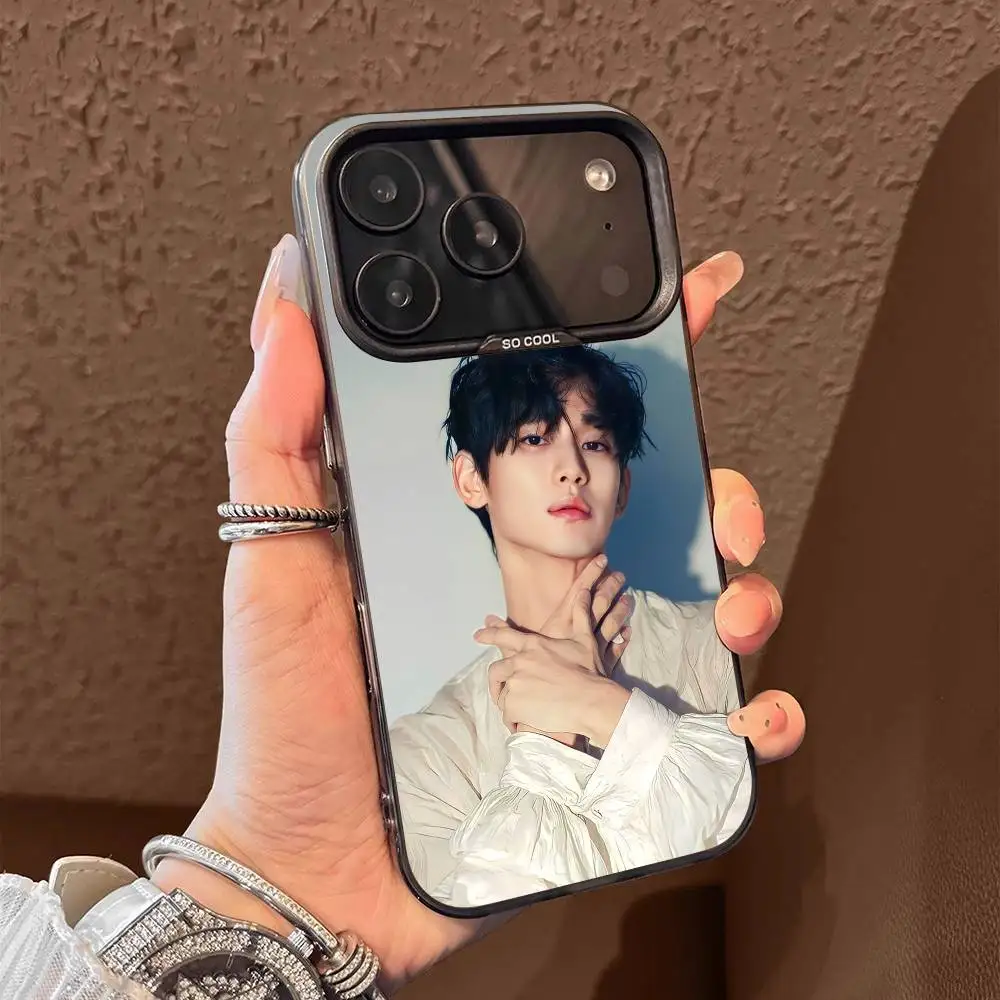 Etui na telefon iPhone 13,16,15,14,17,12,11,Pro,Max,Plus,E,Air,Mini Kim S-Soo-hyun Aktor Czarne Etui Tpu