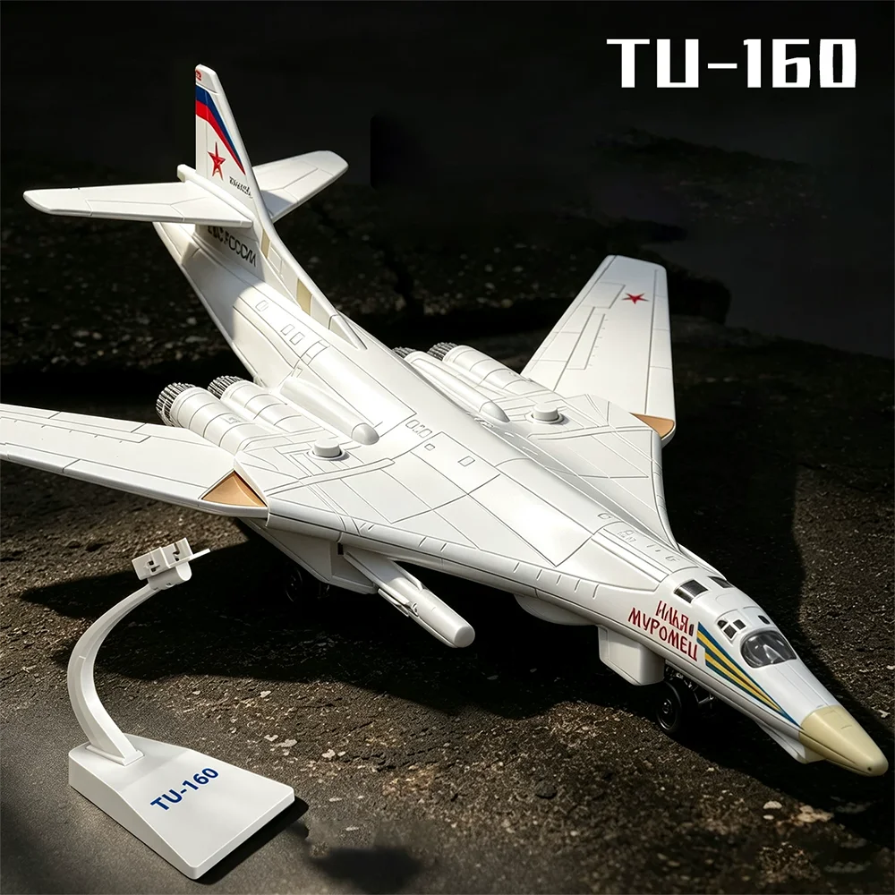 1:150 Tu‑160 Bomber Aircraft Model Toy Car Extensible Wing Simulation Military Combat Aircrafts Alloy Body Pull Back Models