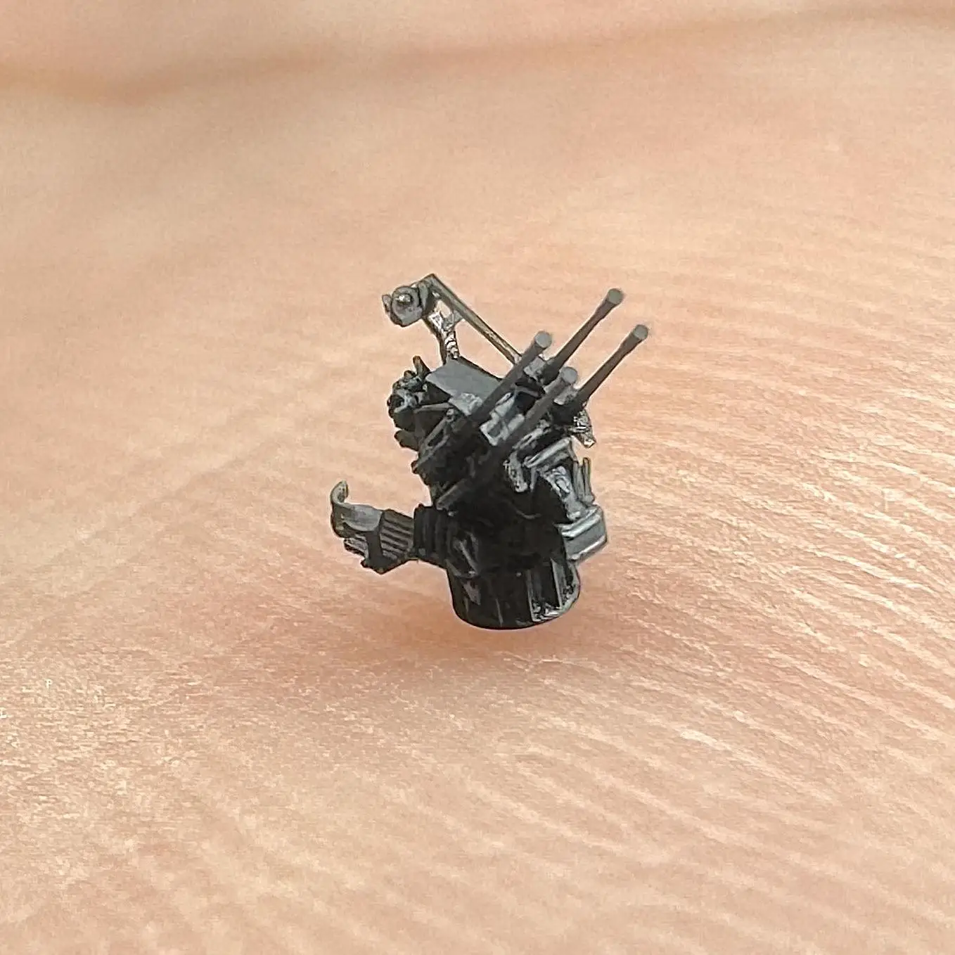 ชุดประกอบโมเดล MUYI MODEL STUDIO แบบพิมพ์ 3 มิติ ขนาด 1/700 รุ่น G700010 ปืนใหญ่เรือรบกองทัพเรือเยอรมัน 20 มม. C/38 (1942)