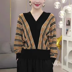 Autumn Winter V-neck Striped Knitted Top Women's Long Sleeved 2024 New Sweater Vintage Office Lady Commute Fashion Knitwear