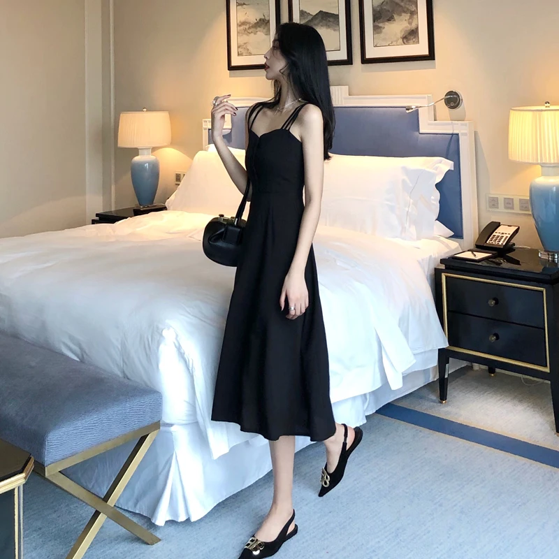 

Retro off-the-shoulder waist slimming black long skirt suspender dress