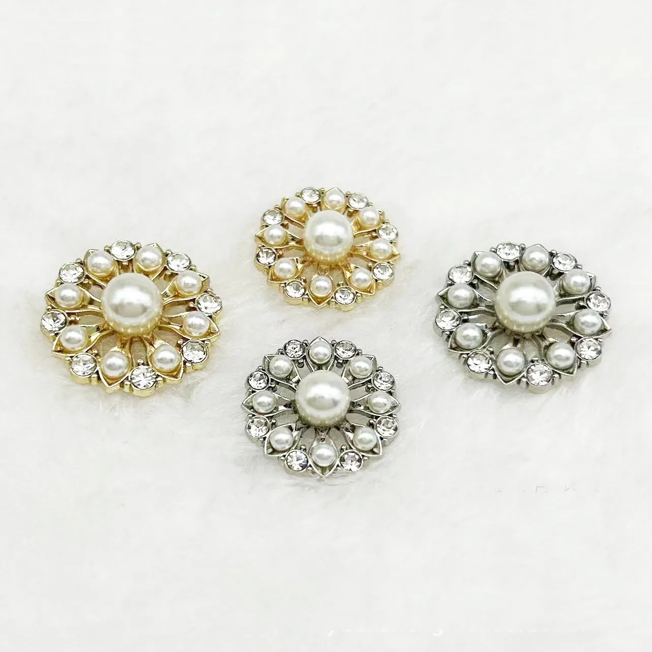 18/20/23MM Luxury Pearl Rhinestone Flower Buttons Of Clothing Fashion 6pcs Metal Flower Button Apparel Sewing Accessories