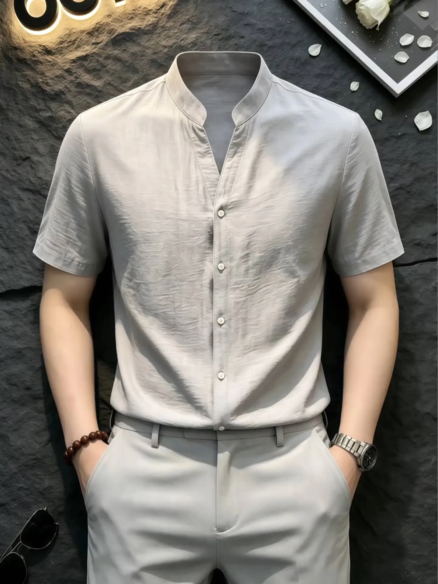 Lightweight Linen Short Sleeve Shirt Men's Style Summer Thin V-Neck Half Sleeve Casual Shirt Standard Fit Daily Wear Shirt