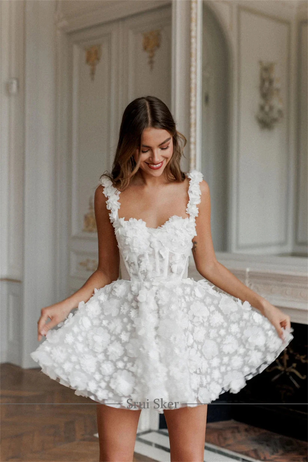 Customized 3D Lace Exquisite Spaghetti Straps Mini Wedding Dress Short Stunning Bridal Dress for a Unique and Trendy Style