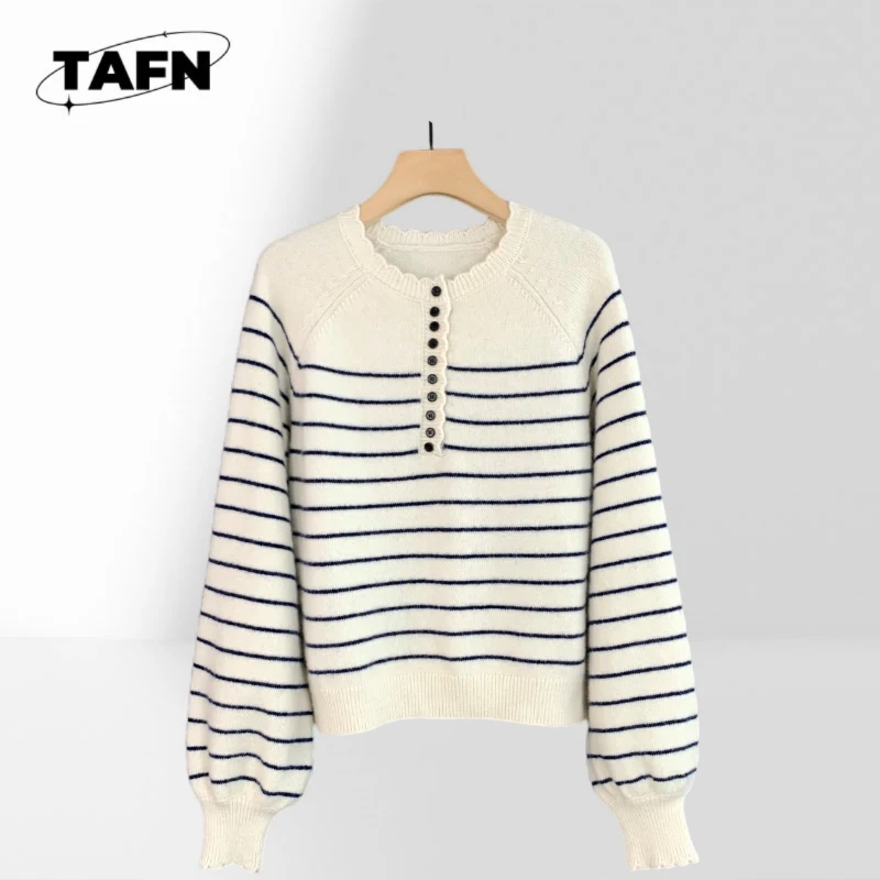 

Casual Loose Fit Knit Sweater for Women, Great for Winter Wardrobe for Layering in WinterCozy Fashionable for Winter AK1142